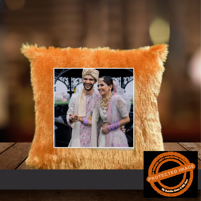 PERSONALIZED PHOTO FURR SQUARE GOLDEN CUSHION
